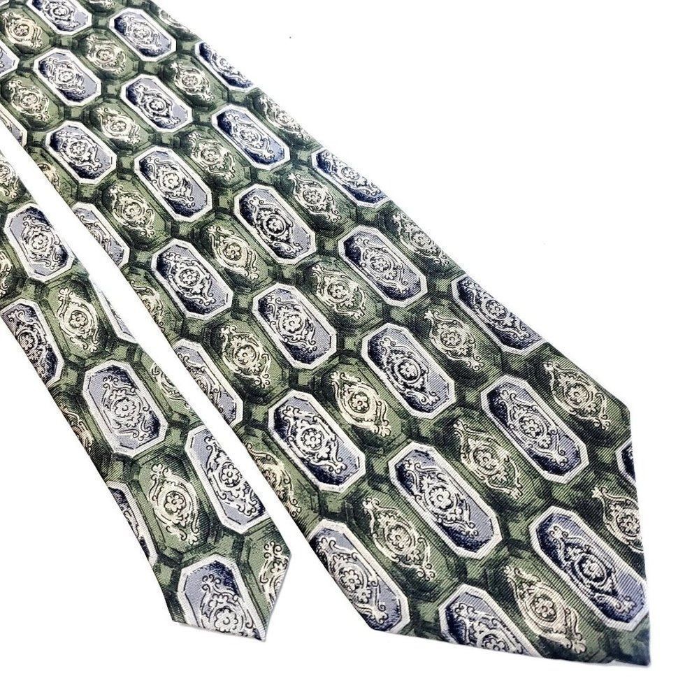 Croftβ& Barrow Basics Green Abstract Print Wideβ SilkβTie